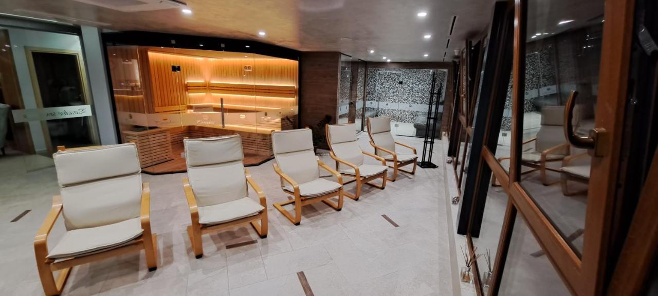 Paradise Hotel & Relax Center Поморие Екстериор снимка