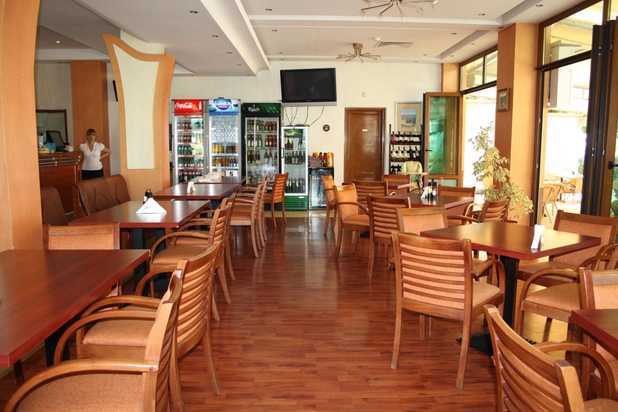 Paradise Hotel & Relax Center Поморие Екстериор снимка