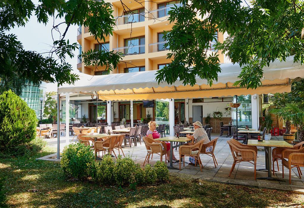 Paradise Hotel & Relax Center Поморие Екстериор снимка