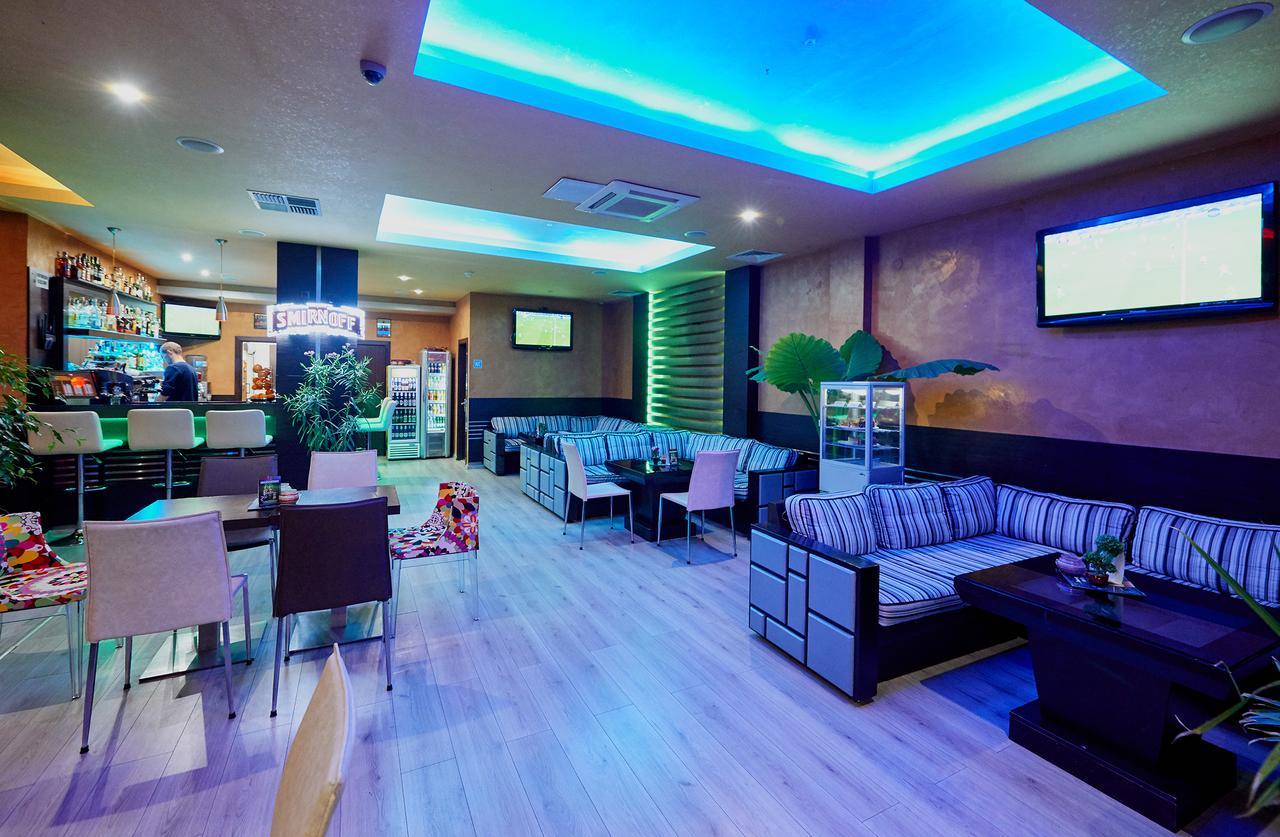 Paradise Hotel & Relax Center Поморие Стая снимка